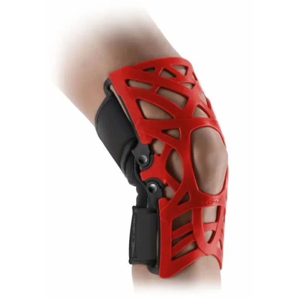 REACTION_bare-leg-new-brace-back-HERO_red1